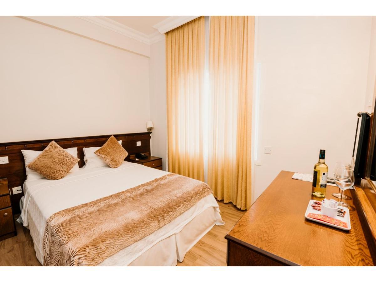 Sammy'S Hotel Kyrenia  Exterior foto
